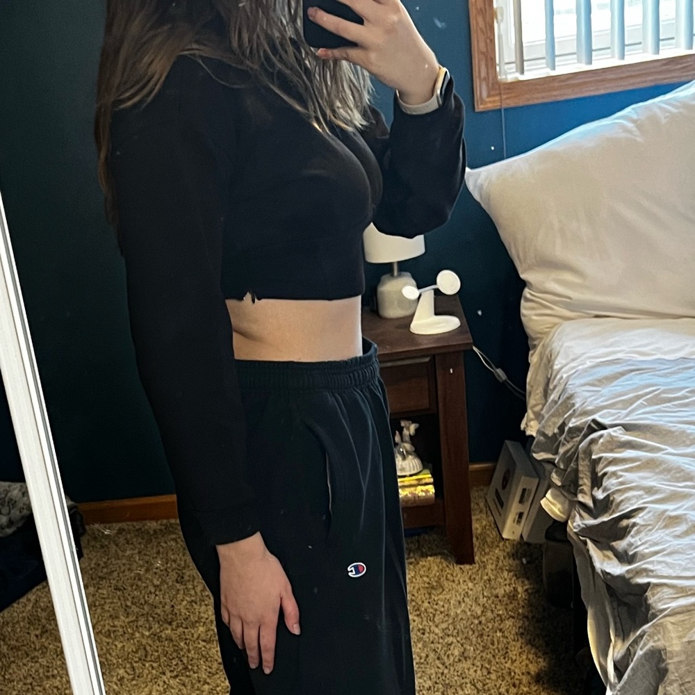 NEVER WORN Forever 21 Long Sleeve crop Top
